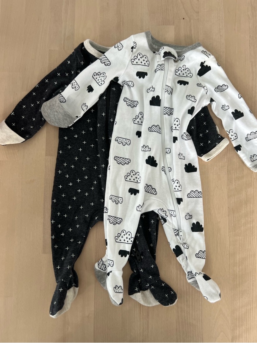 Cloud Island Baby Onesie 2-Pack Zip Closure 0-3months Clouds and Polka Dots